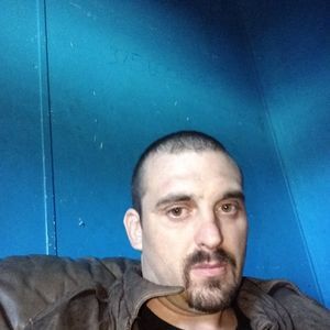 Meet your Posher, Derek